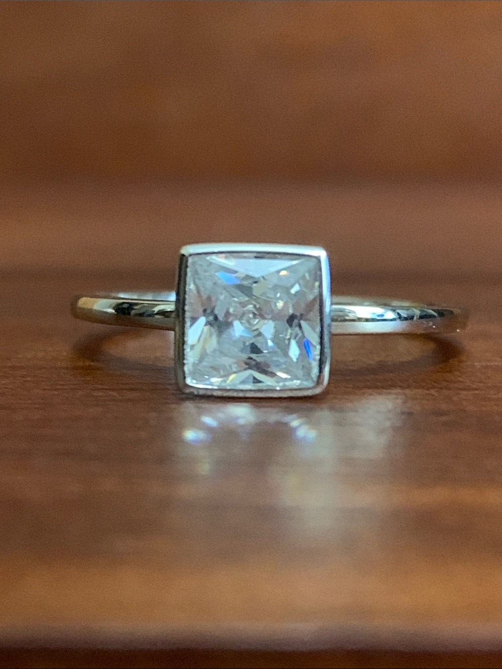 New 925  Silver Princess Cut Solitaire Clear CZ Ring size 8
